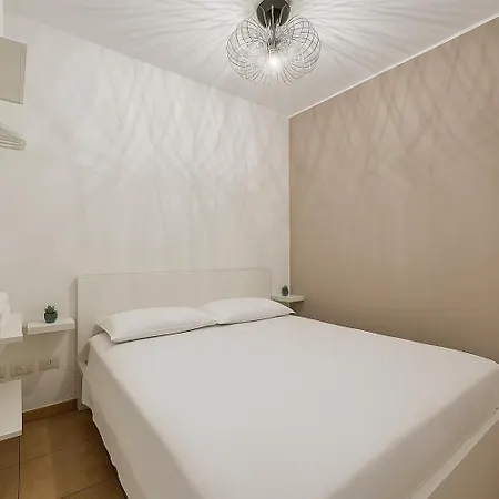 شقة Particular In